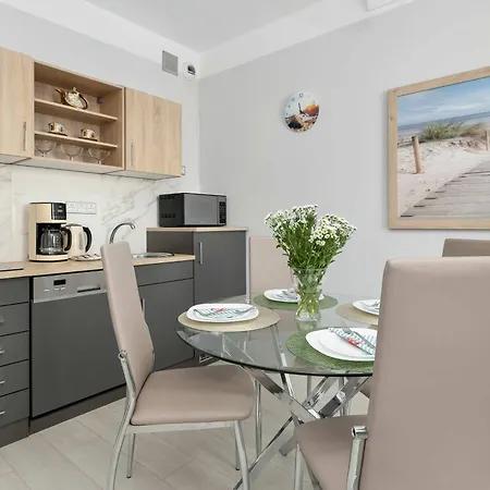 Komfortowy Z Dostepem Do Udogodnien W Kolobrzegu By Renters Apartamento Kołobrzeg